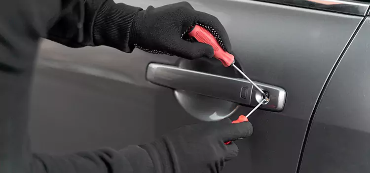 Locked Out of Car Help Port St. Lucie